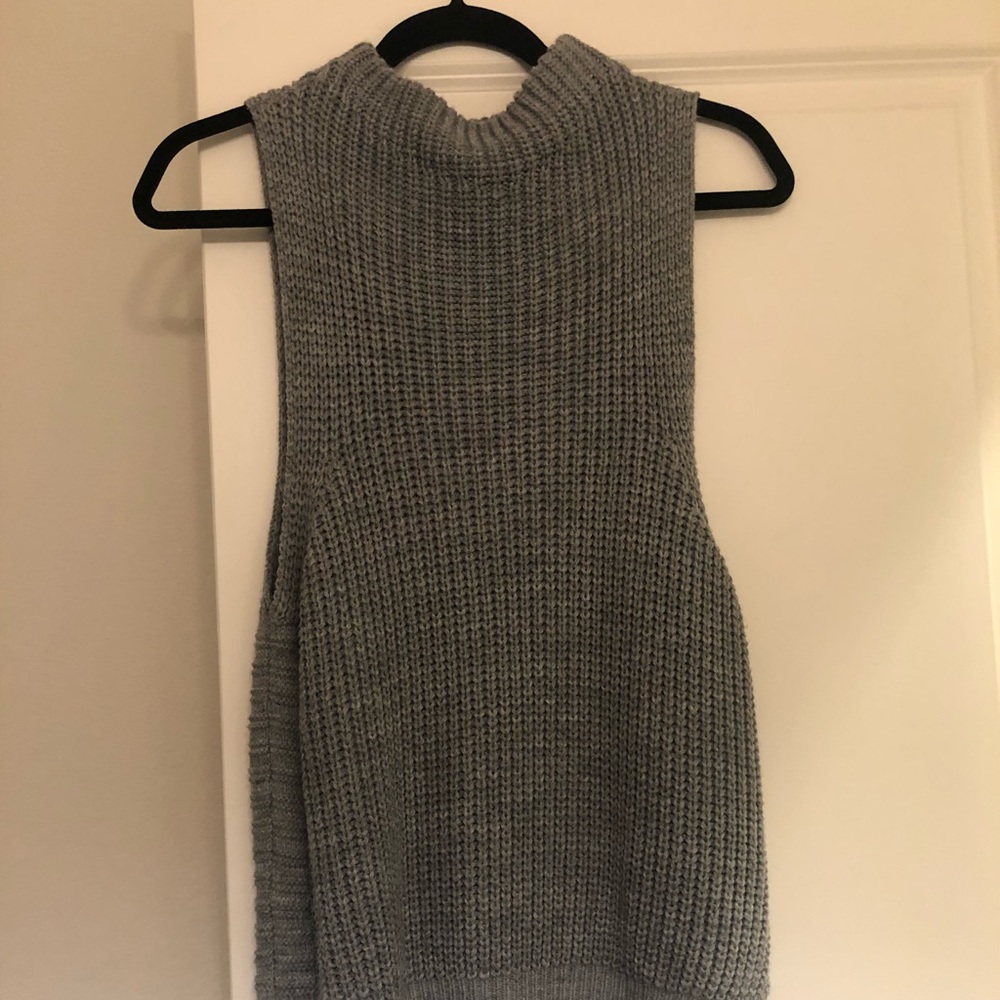 Tank top sweater